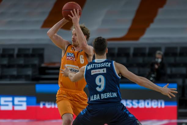 选手得以继 选手得以继