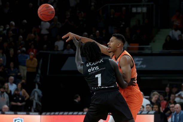 大型赛事中 大型赛事中