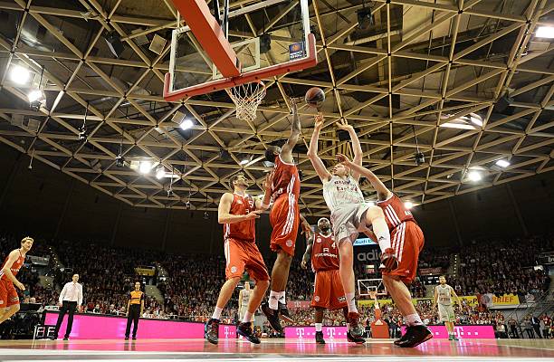 仅仅是一场 仅仅是一场